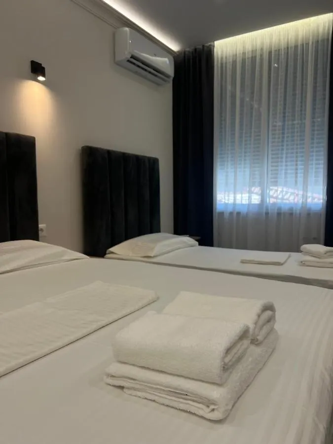 Checkpoint Tirana Apartments