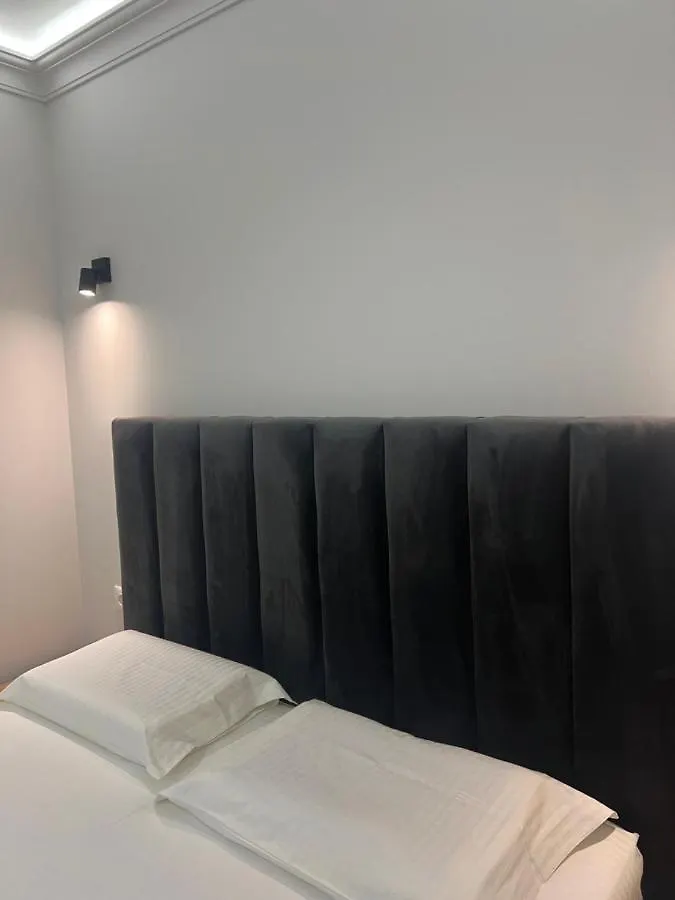 Checkpoint Tirana Apartments